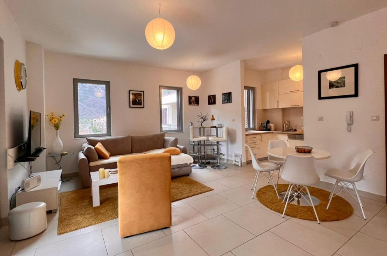 Lavender Bay Apartment C23 Kotor Exteriör bild