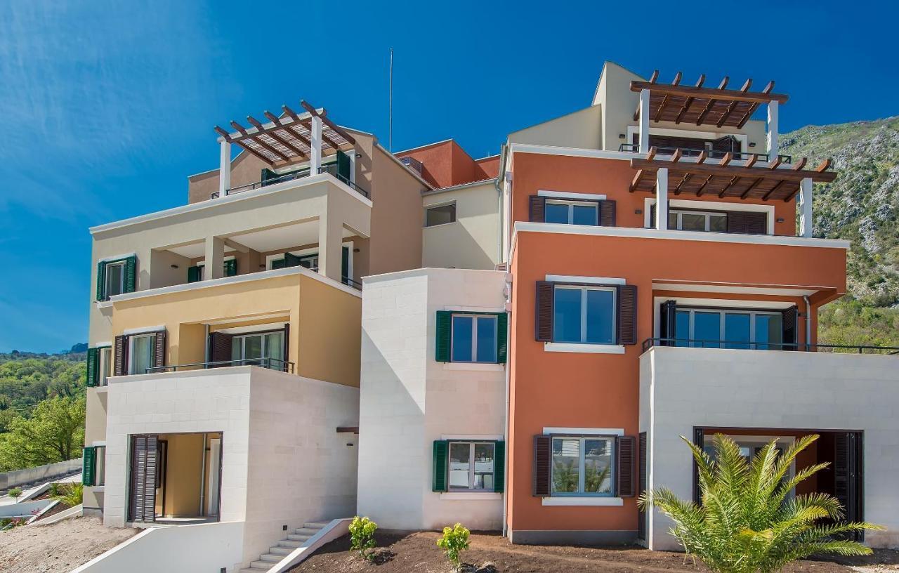 Lavender Bay Apartment C23 Kotor Exteriör bild
